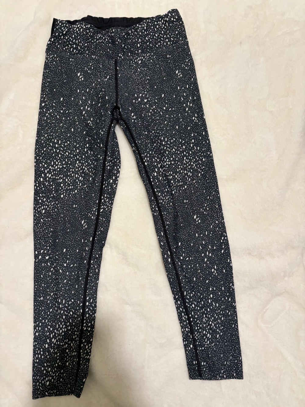Oiselle Spandos Leggings - Black and White Print